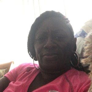 Meet your Posher, Lynette